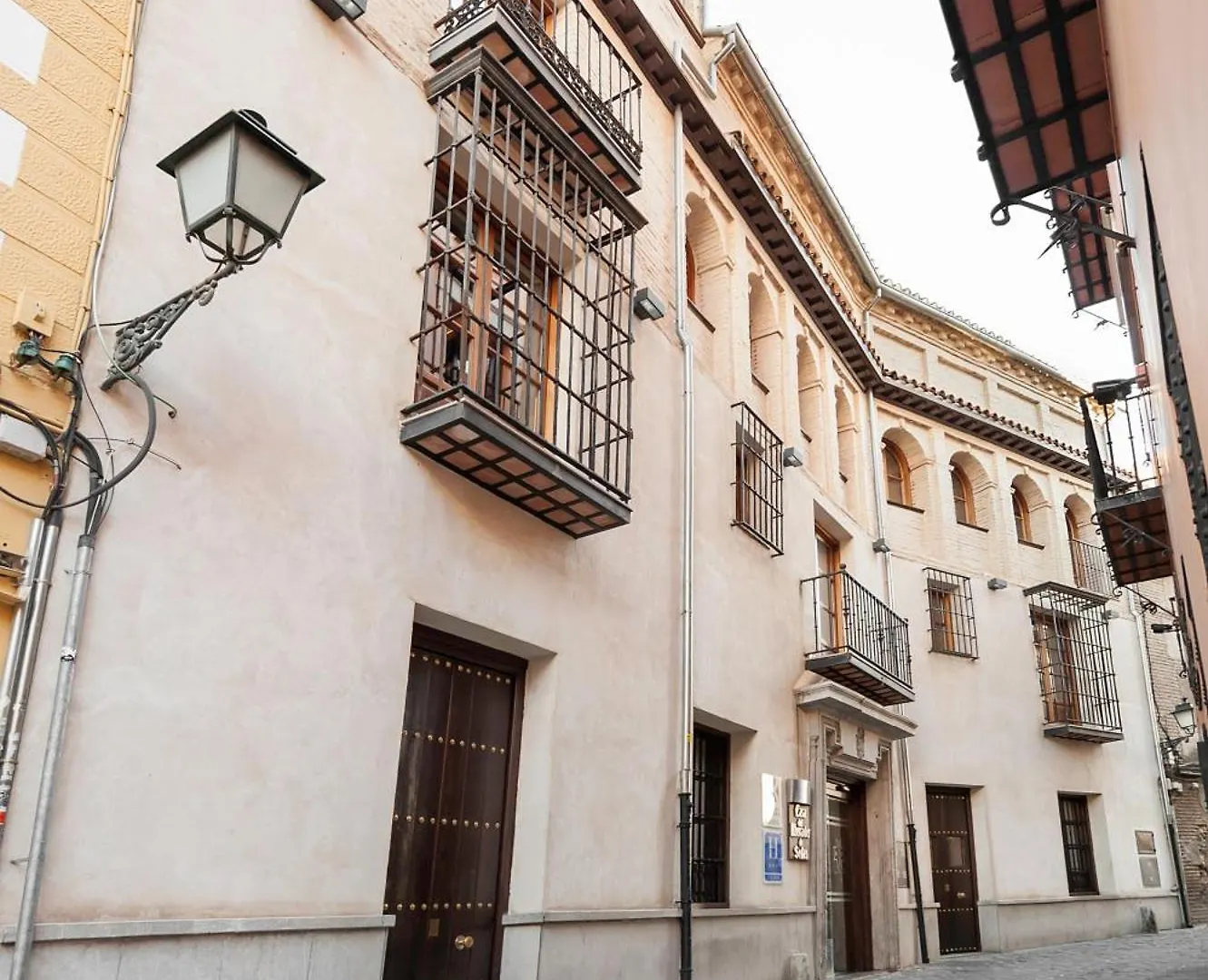 Hotel Mercader De Sedas Granada
