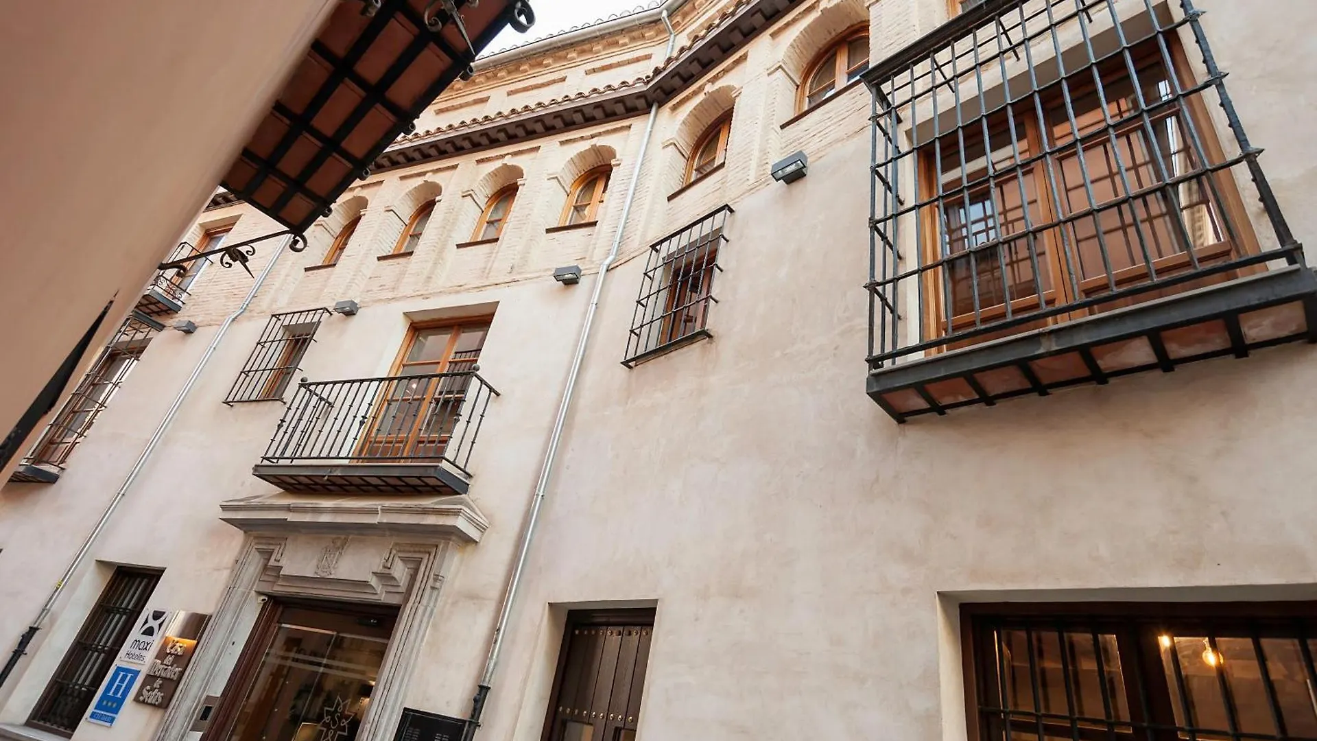 Hotel Mercader De Sedas Granada