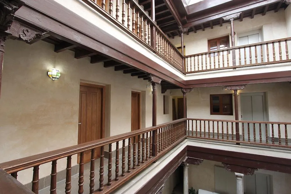 Hotel Mercader De Sedas Granada