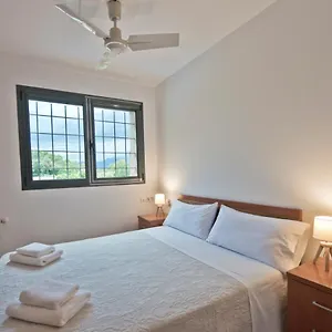 https://santuari-de-la-mare-de-deu-de-la-salut-de-terrades.catalonia-hotels.com