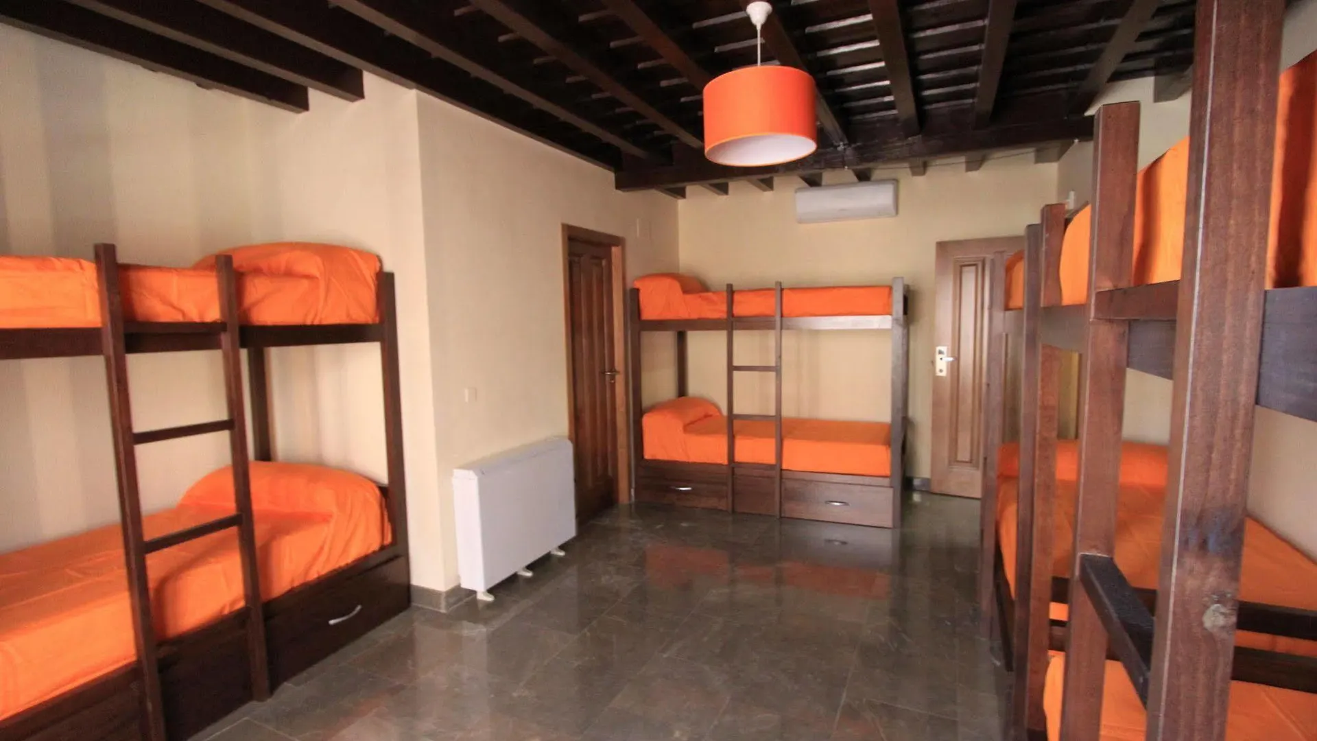 Hotel Mercader De Sedas 3*, Granada Spain