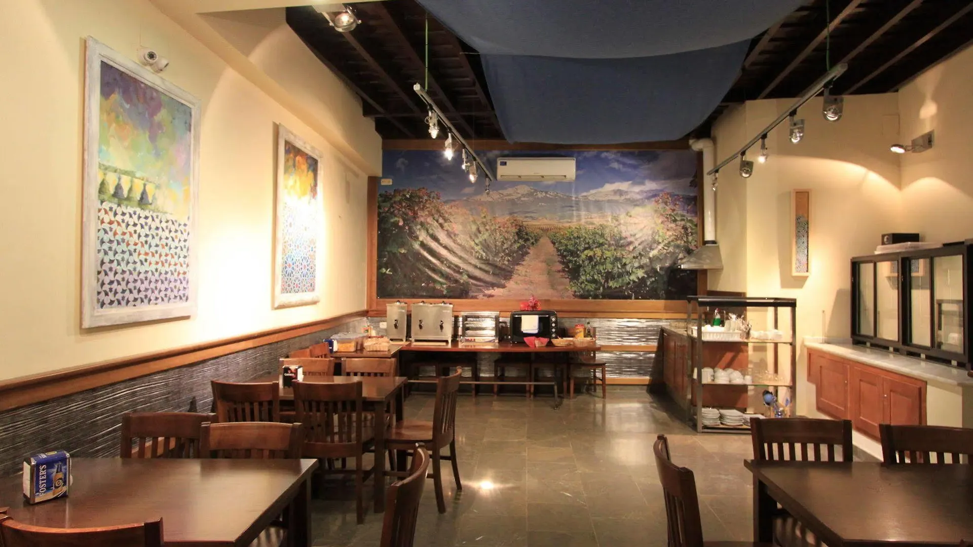 Hotel Mercader De Sedas Granada